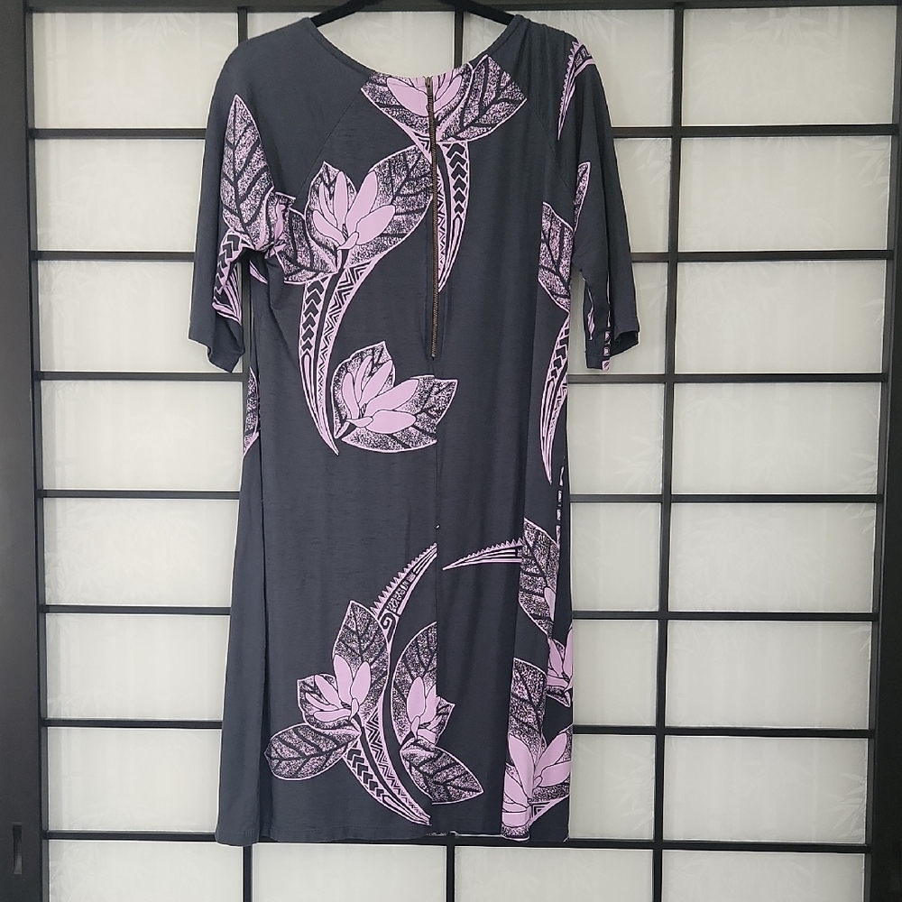 Black and Pink Sheath Midi Dress with Raglan Sleeves